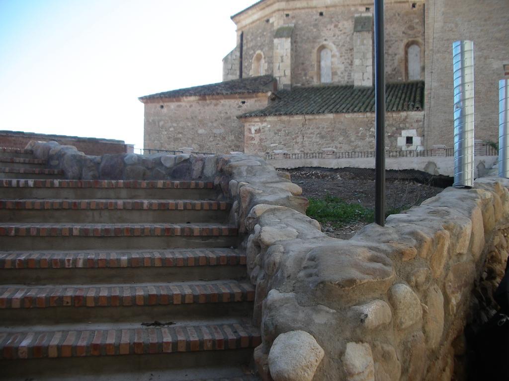 Apartamentos La Fonda Aninon